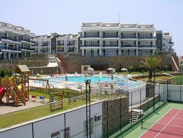 Дуплекс 2+1 с видом на море в элитном жилом комплексе в Конаклы. Район открыт для ВНЖ