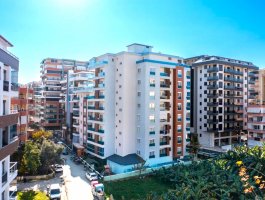 Квартира 2+1 с видом на горы в районе Махмутлар, в 200 м от моря