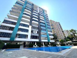 Квартира 2+1 в ЖК с обширной инфраструктурой, всего в 300 м от моря и пляжа. Район Махмутлар