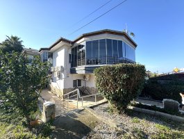 Шестикомнатная (2+4) меблированная вилла с видом на море в районе Каргыджак