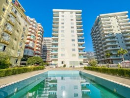 Квартира 2+1 с видом на море в 400 м от пляжа. Район Махмутлар