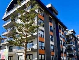 Новая квартира 1+1 в современном ЖК в 500 м от моря. Махмутлар