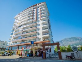 Квартира 2+1 с отдельной кухней, в 400 м от моря в районе Махмутлар